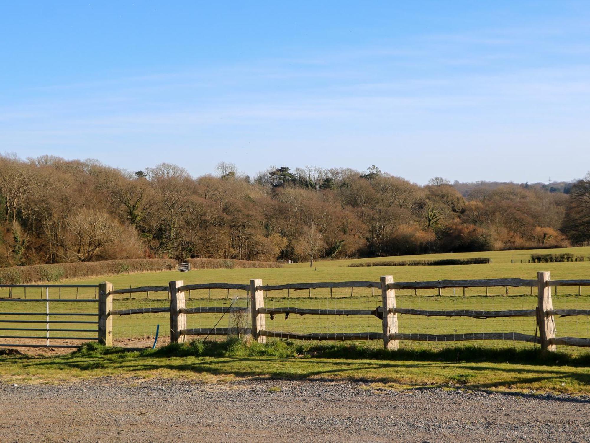 The Cowshed Villa Battle Exterior photo