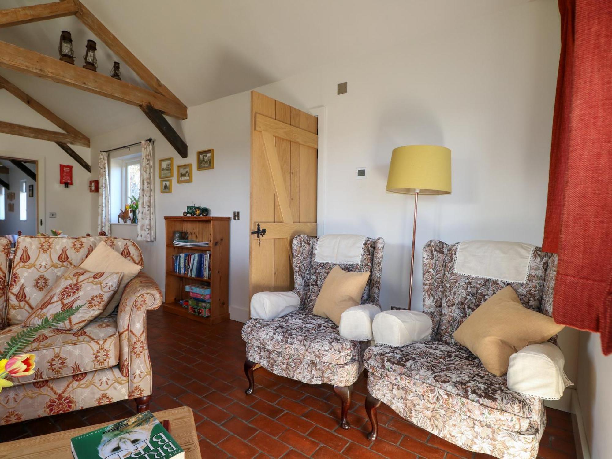 The Cowshed Villa Battle Exterior photo